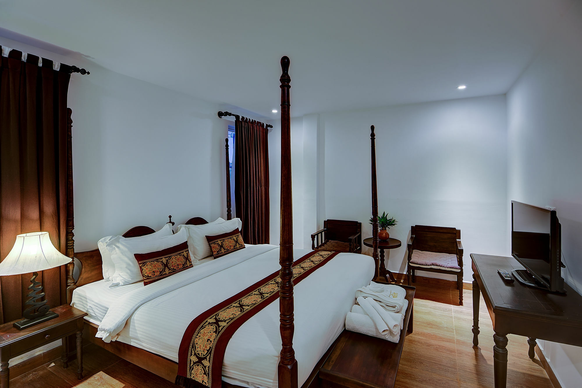 Prasats Boutique Hotel Phnom Penh Exterior foto